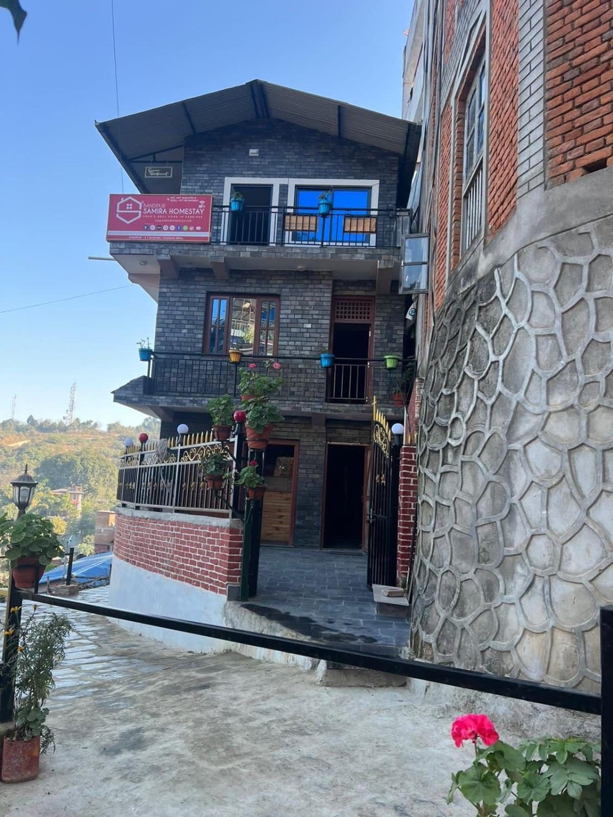 Bandipur Samira Homestay & Mountain View Restaurant エクステリア 写真